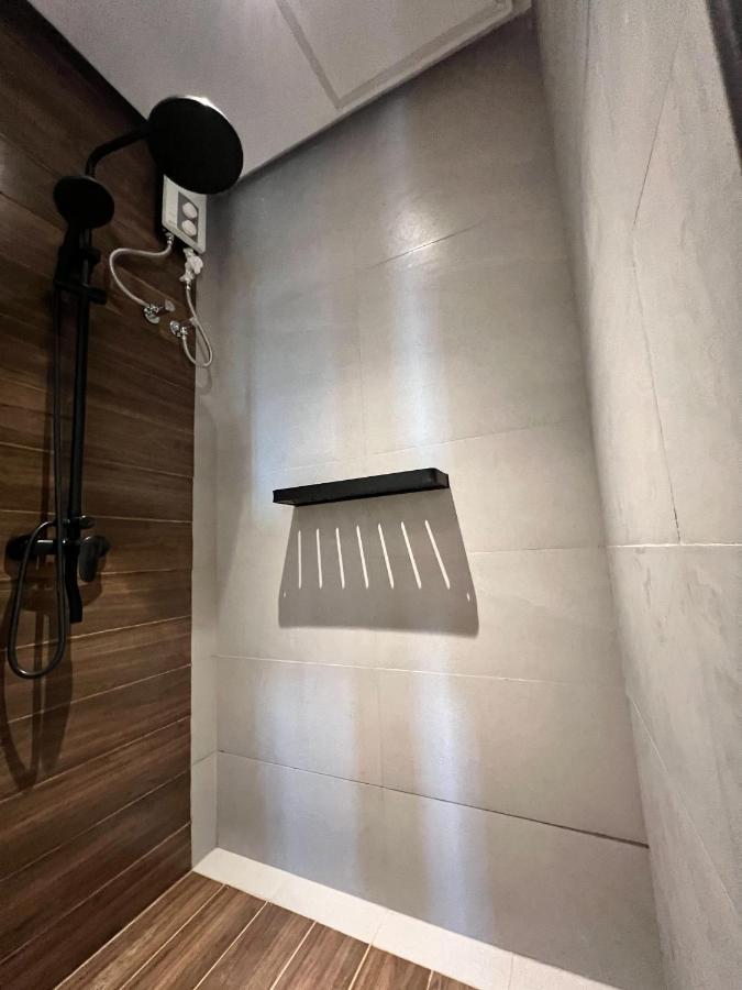Acro Residences Guiguinto Bagian luar foto